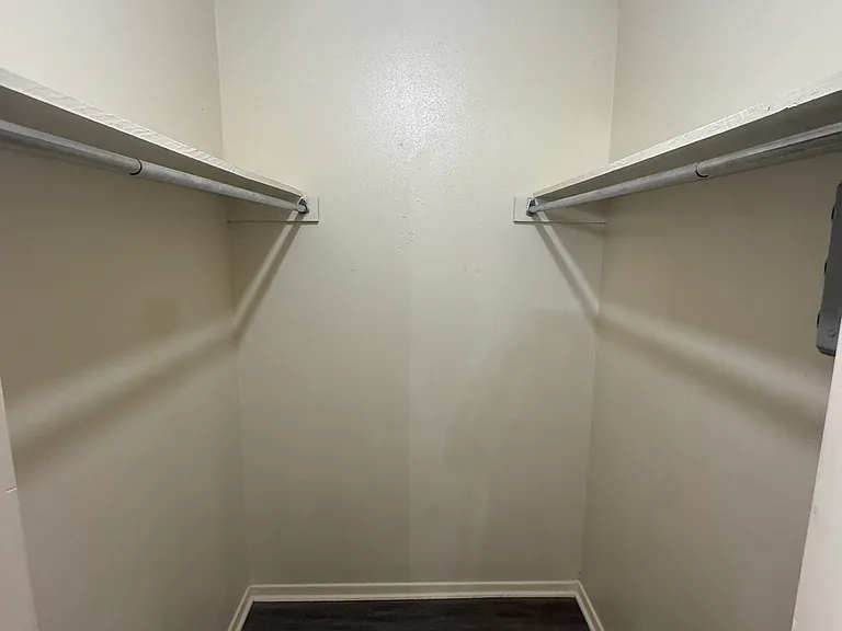 2500 W Hickory St #24 — Photo 6