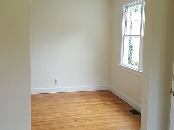 5th image of 2227 King St