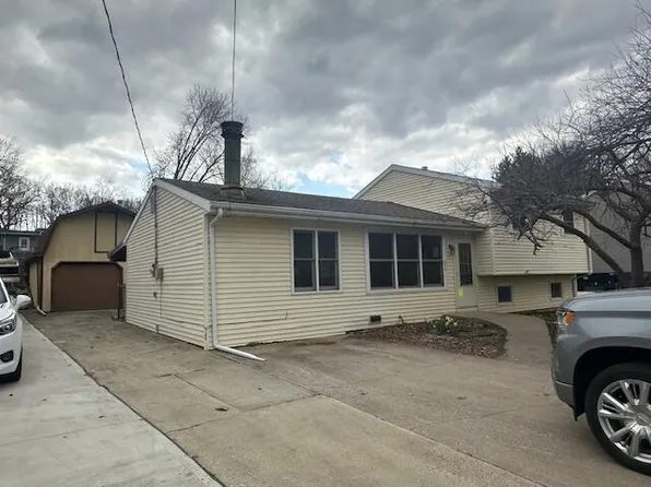 636 1st St NW, Fort Dodge, IA 50501