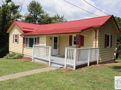 148 Azalea St, Stanleytown, VA, 24168