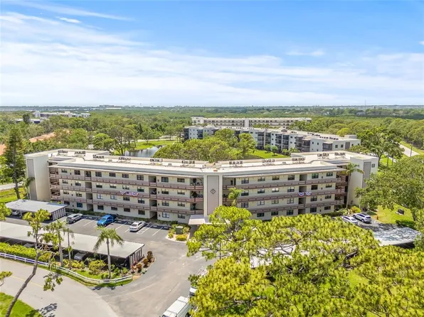 6188 80th St N Unit 101, Saint Petersburg, FL 33709