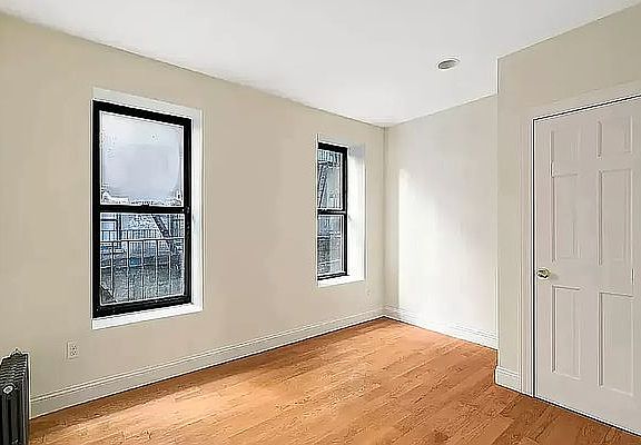 3rd image of 533 W 158th St APT 64