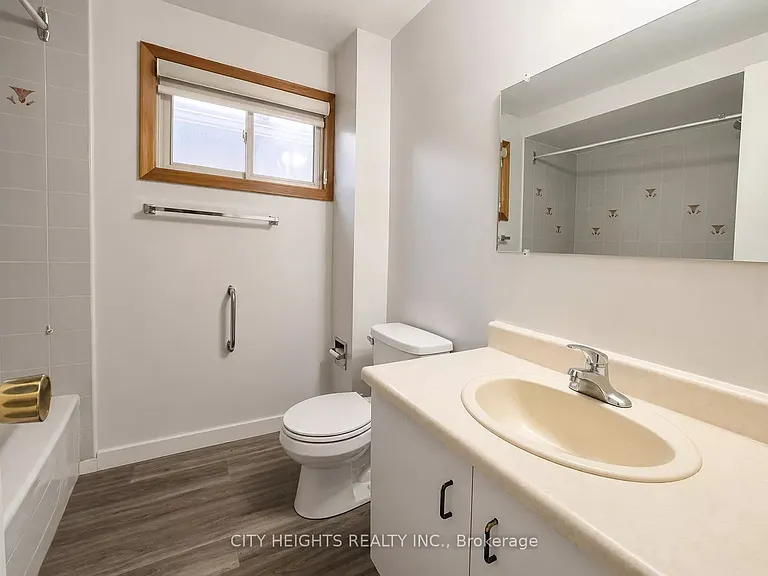 164 Daniels Cres — Photo 18