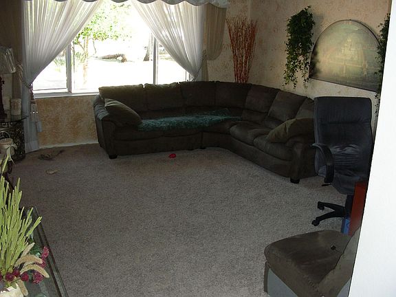 5th image of 3144 W Sunnyside Ave