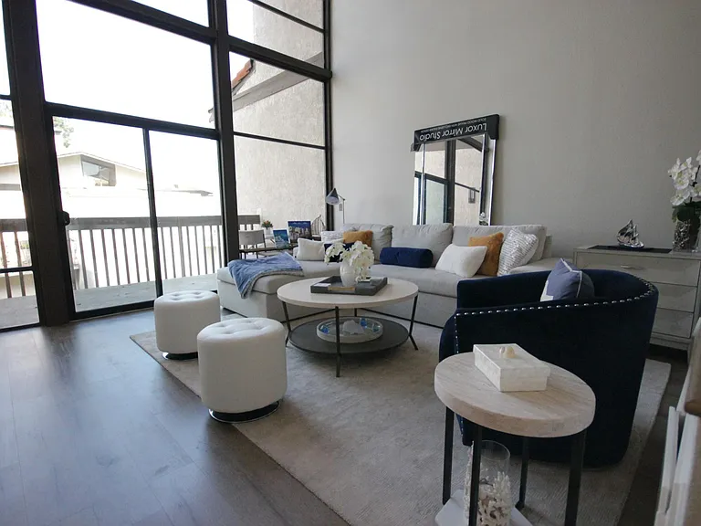 7329 Marina Pacifica Dr S — Photo 17