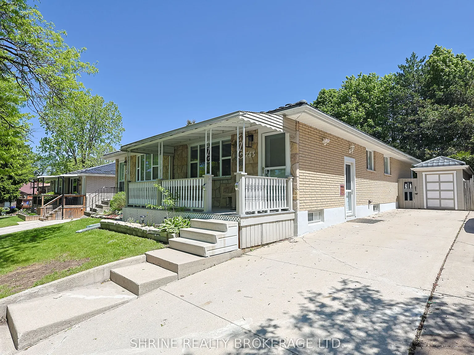 743 Sevilla Park Pl — Photo 2