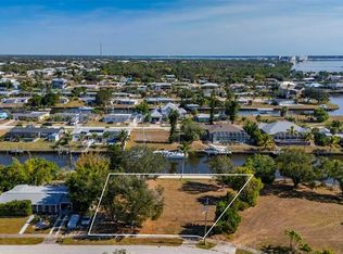 165 Small St SE #580, Pt Charlotte, FL 33952