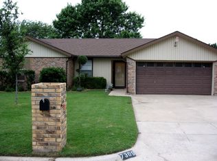 7309 Windcrest Ln, North Richland Hills, TX 76182