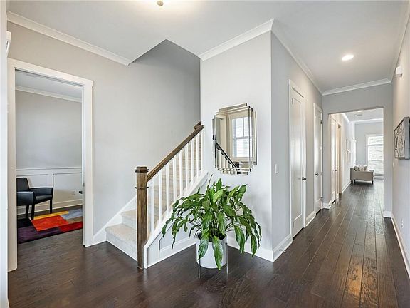 4th image of 6286 Cedar Springs Ln