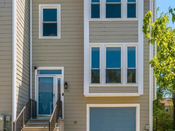 7711 Chatfield Ln, Ellicott City, MD 21043