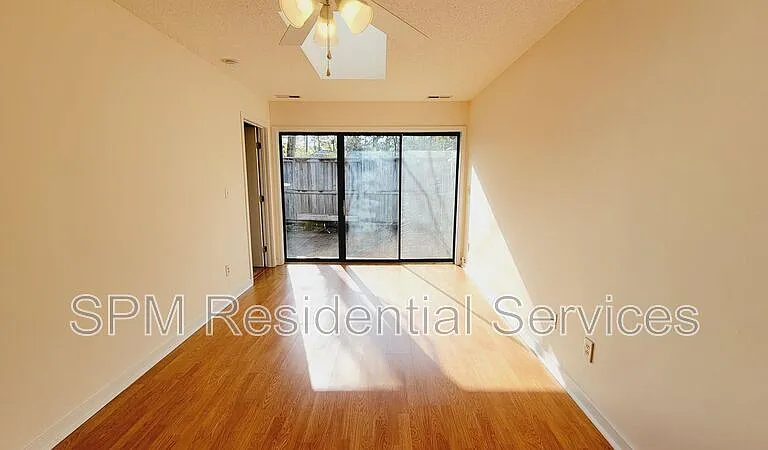 6665 Tidewater Ln — Photo 10