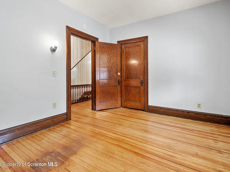 1015 E Gibson St #1015-1013 — Photo 3