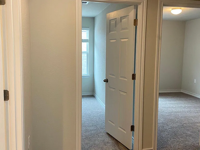 1602 Denesa Dr — Photo 13