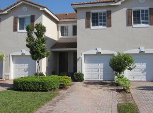6812 Cypress Walk Ter, Fort Lauderdale, FL 33321