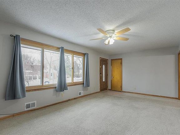 5th image of 2224 S 50th St