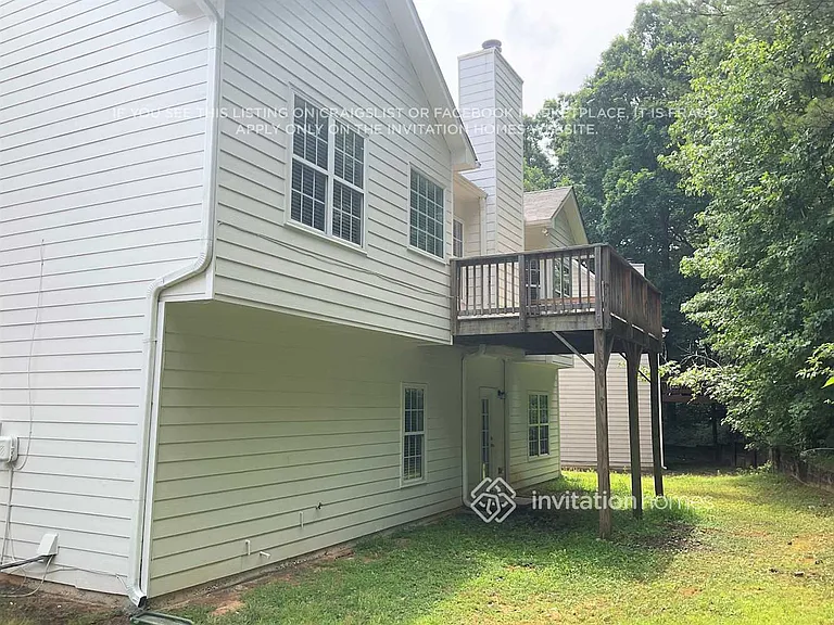 3670 McGuire Close NW — Photo 12