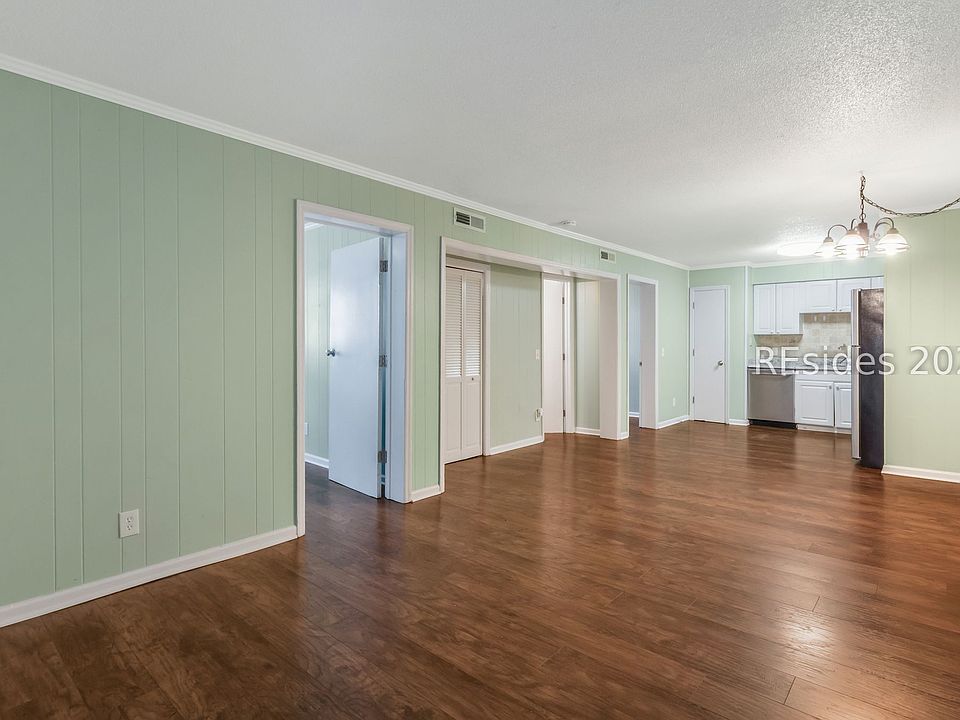 1st image of 104 Cordillo Pkwy APT F4