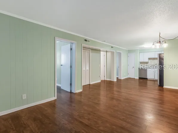 104 Cordillo Pkwy APT F4, Hilton Head Island, SC 29928