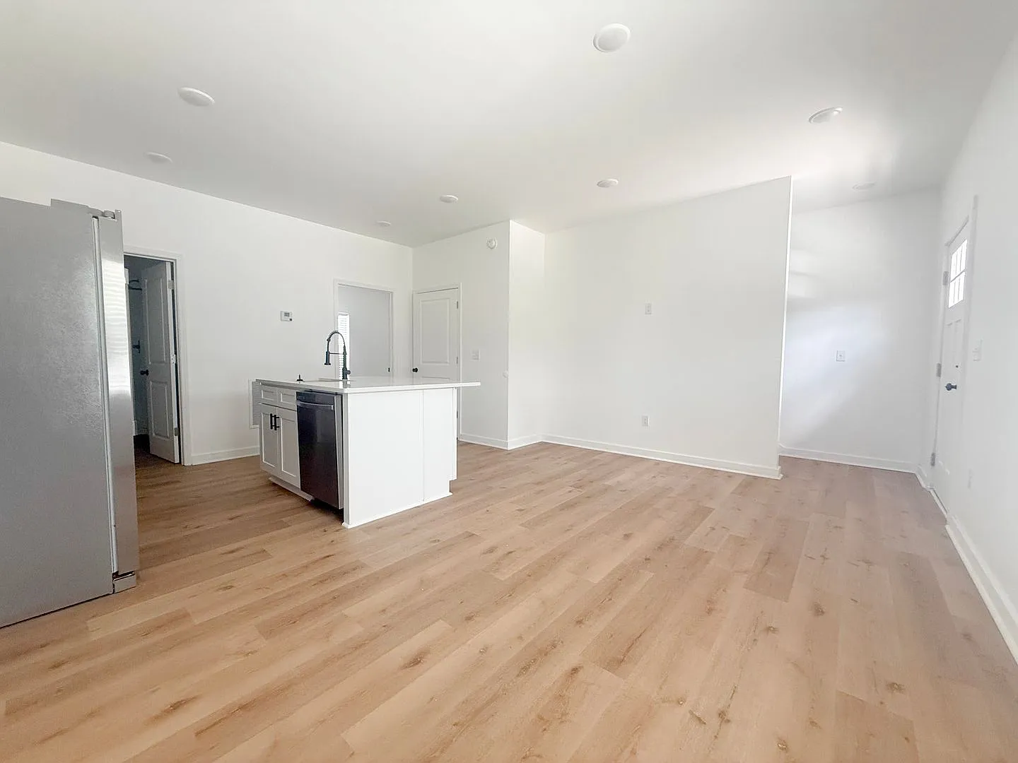 59 E 5th Street — Photo 3