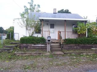 1805 Karr St, Springfield, OH 45503