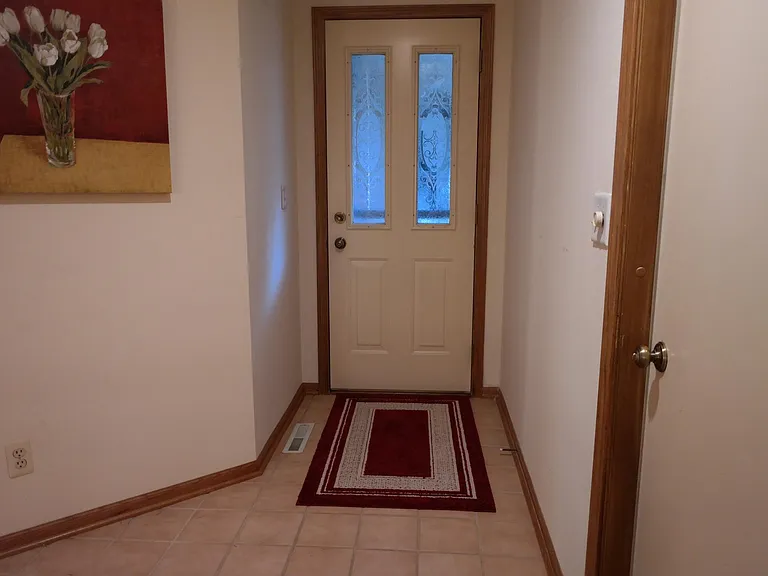 525 Spring Lane Dr — Photo 7