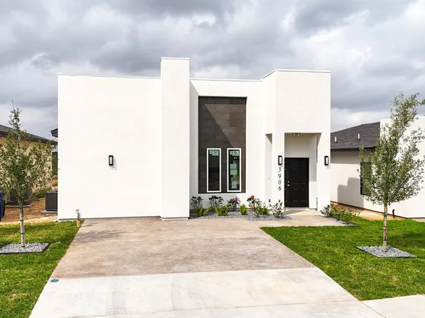 3906 Texas Dr, Laredo, TX 78046