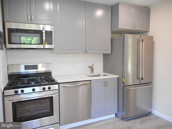 2nd image of 21 Glen Clair Dr