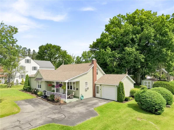 1044 Goucher St, Johnstown, PA 15905