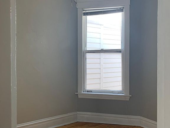 3rd image of 1234 W Nelson St #Q9c9h31s9