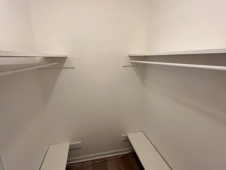 5255 Greenwood Ter — Photo 18