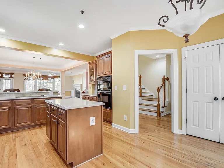 466 Vinings Estates Dr SE — Photo 6
