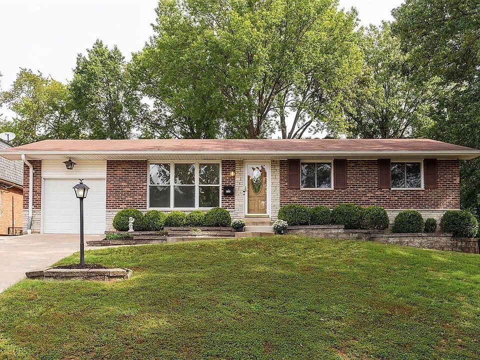 1st image of 1001 Mary Candace Ln