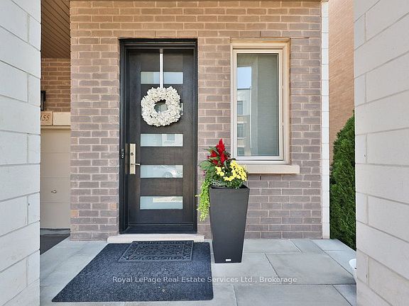 5th image of 3155 Mintwood Cir