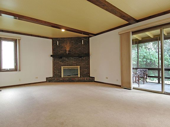 3rd image of 28 Golf Ave