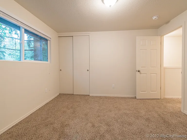5011 SW Beaverton Hillsdale Hwy — Photo 10