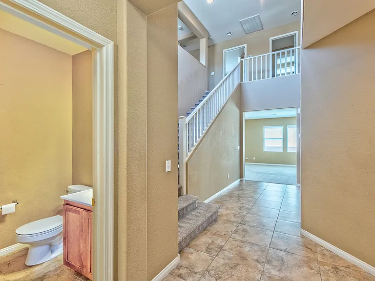 8020 Aztec Basin Ave — Photo 5
