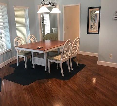 3rd image of 435 Nettles Blvd
