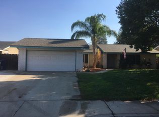 461 McArthur Ave, Clovis, CA 93611