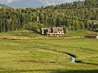 100 NW Ridge Rd, Jackson, WY 83001