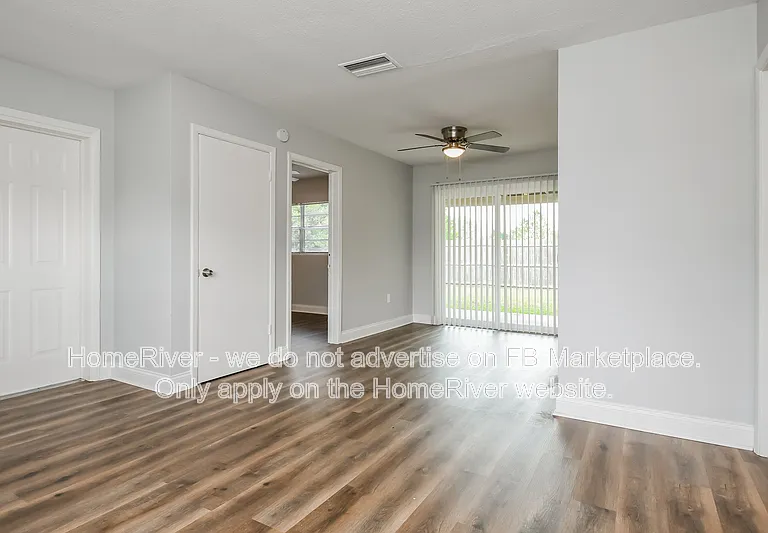 4901 Hernandes Dr — Photo 4