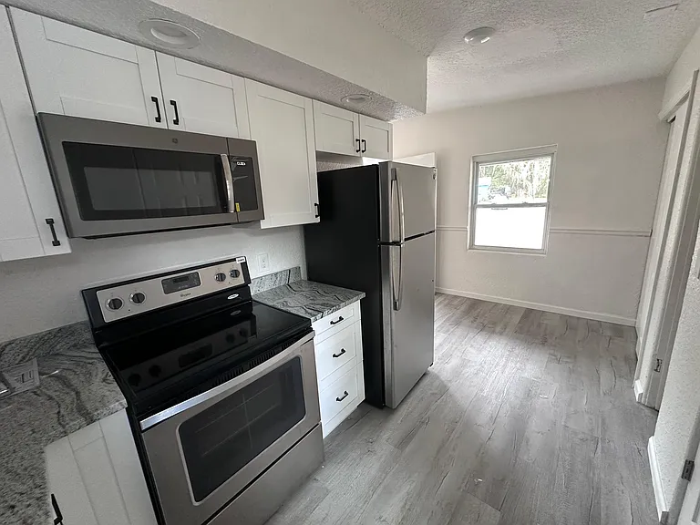 2904 Lippia Rd — Photo 5
