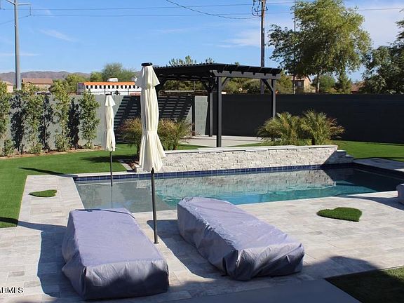 4th image of 4805 W Donner Dr