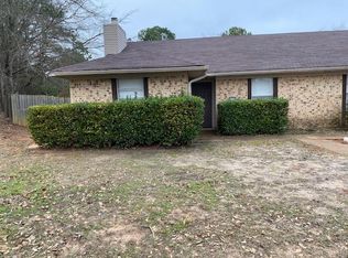 114 Cherie Ln #A, Longview, TX 75604