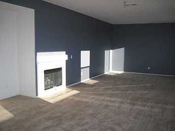 3rd image of 542 W Avenue H14