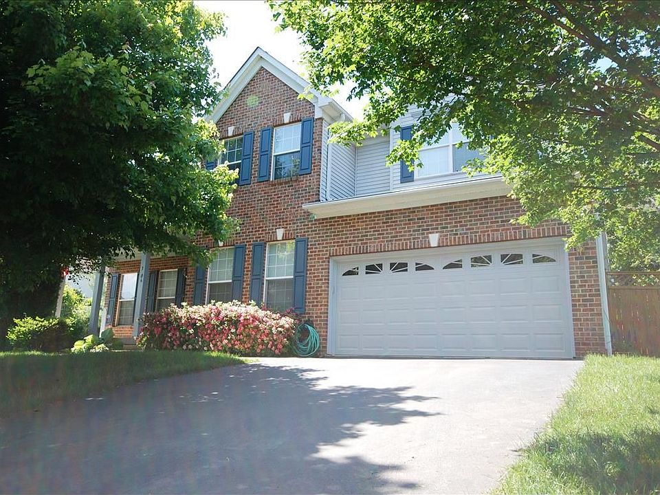 1st image of 306 Locust Knoll Dr NW