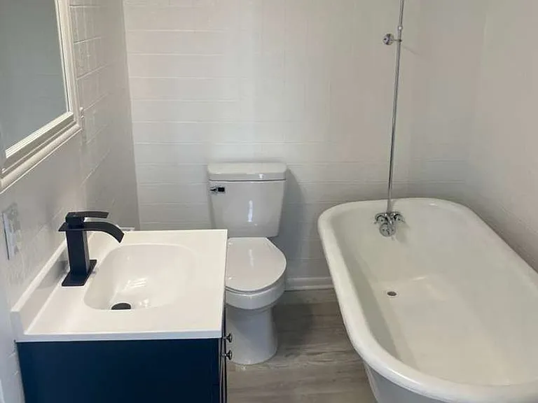 792 London Rd — Photo 9