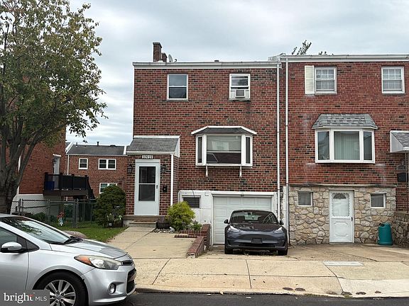 2nd image of 10919 Carey Pl