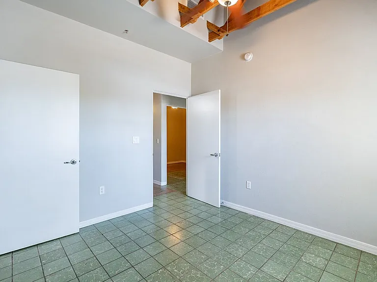 222 S. Cherry Ave. — Photo 16