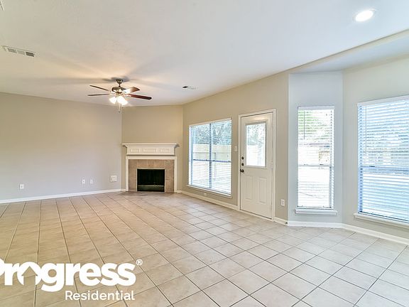 3rd image of 14002 Cypress Falls Dr