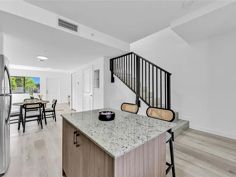 155 NW 160th St #Townhouse 5 — Photo 5